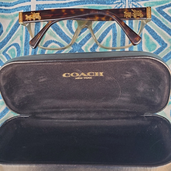 Coach Olive Dark Tortoise Gold Sig C Eyeglasses and Case. - Picture 10 of 13